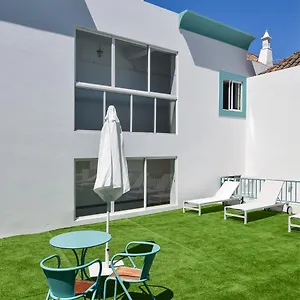 A Muralha Bed and breakfast